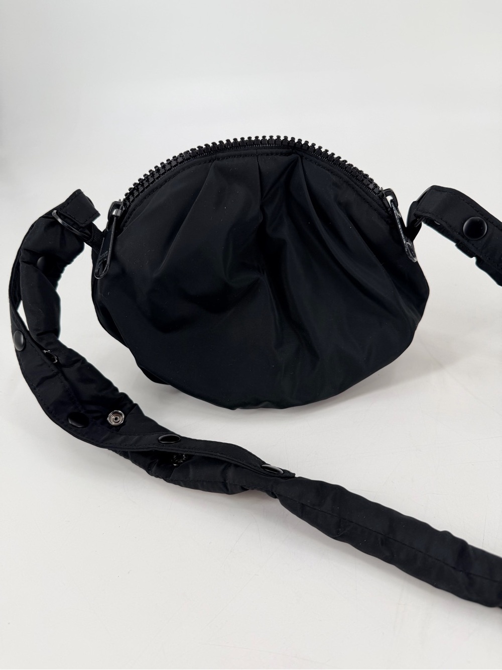 Dagne Dover Black Rubi Round Crossbody Bag - Picture 3 of 5